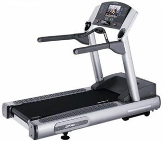 Life Fitness 95TE Treadmill (Remanufactured)