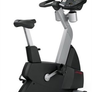 Life Fitness Integrity Series CLSC Upright Bike (Remanufactured)