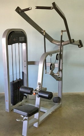Muscle D Classic Line Lat Pulldown (New)