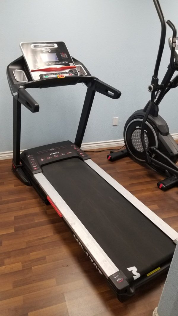 Muscle D Deluxe Home Treadmill (New)